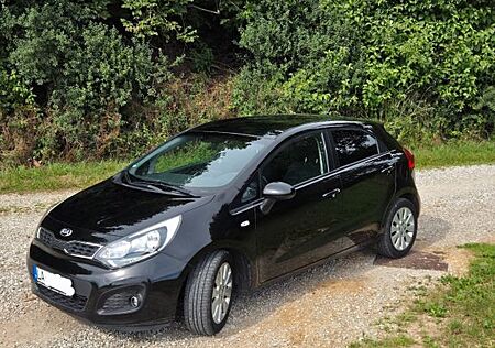 Kia Rio 1.2 Dream Team Edition