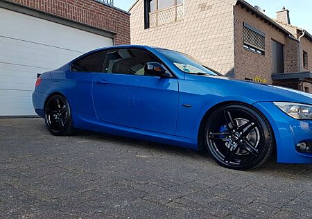 BMW 325i Coupé M Sport Edition M Sport Edition