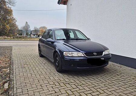 Opel Vectra 2.0 16V Sport Sport