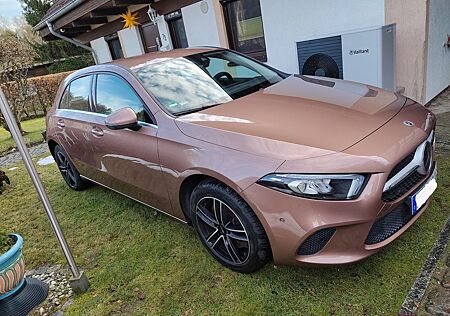 Mercedes-Benz A 250 e Advanced DCT Advanced