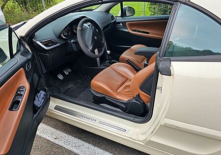 Peugeot 207 CC Sport 120 Sport
