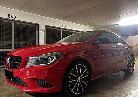 Mercedes-Benz CLA 180 - Coupé *KAMERA*PANO*SITZHEIZUNG*