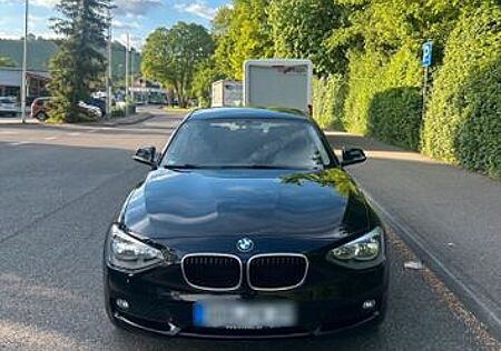 BMW 116i / TOP / TÜV NEU/ SERVICE NEU / SITZHEIZUNG