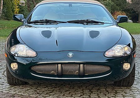 Jaguar XKR 4.0 V8 S/C Cabriolet PAMPERED