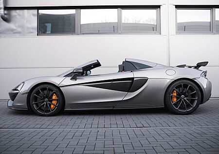 McLaren 570S Spider, Lift-el. Sitze-Kamera-B&W