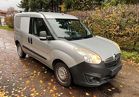 Opel Combo gebraucht kaufen Opel Combo 1.6CDTI 77kw L1H1 Klimaanlage AHK
