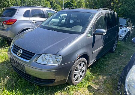 VW Touran Volkswagen 1.9 TDI 74kW Trendline 7 Sitzer