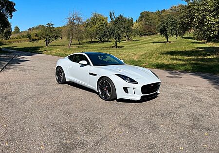 Jaguar F-Type R AWD 5.0 V8 Kompressor