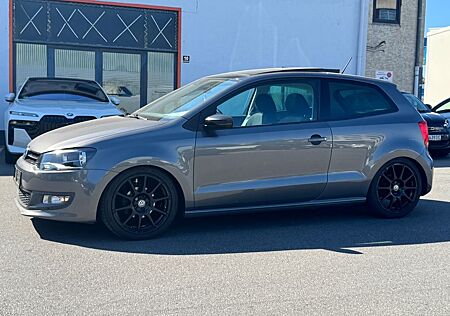 VW Polo Volkswagen V Team*Sitzheiz*Klimaaut*KW-Fahrwerk*Panora