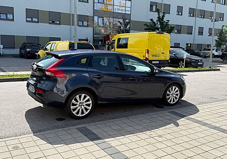 Volvo V40 D2 YOU! MJ2015