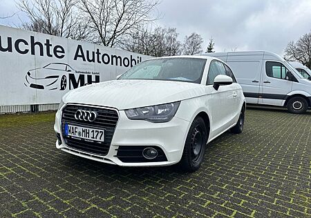 Audi A1 ambition Navi Klimaautomatik SHZ Neu Kette