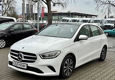 Mercedes-Benz B 200 d Style AHK-klappbar El. Panodach Navi Led