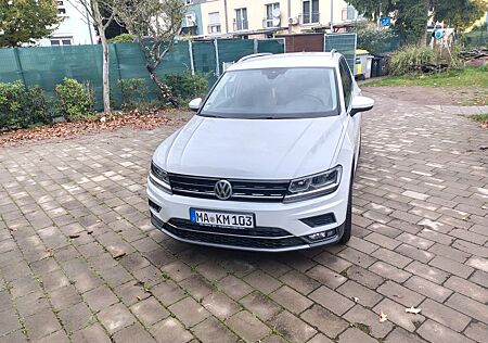 VW Tiguan gebraucht kaufen VW Tiguan Volkswagen 2.0 TDI SCR DSG Highline Highline