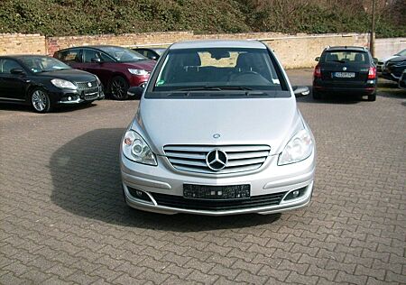 Mercedes-Benz B 150 , AC