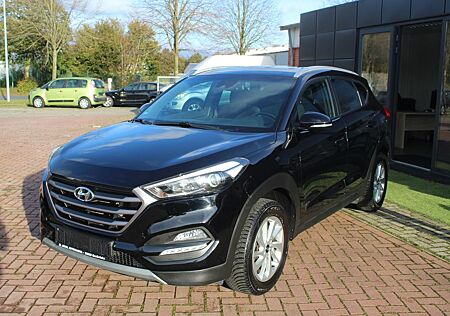 Hyundai Tucson blue Passion 2WD NAVI KAMERA