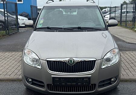 Skoda Fabia Combi Elegance 1.Hand/ 88 TKM/