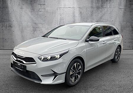 Kia Cee'd Ceed/Auto.Hecklappe/Alu16/R.Cam/JBL/Key less