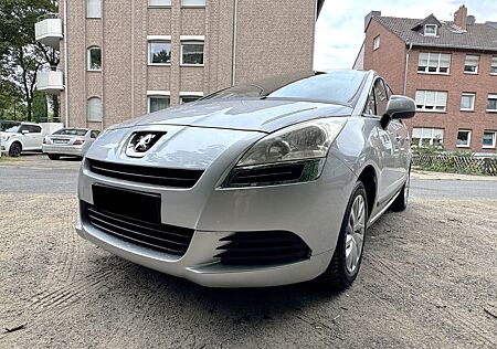 Peugeot 5008 Tendance - **RENTNERFZG*2. HAND*7-SITZER**