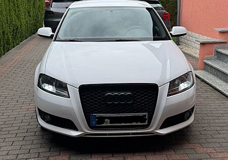 Audi A3 1.2 TFSI S tronic Attraction Attraction