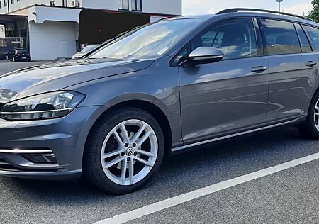 VW Golf Volkswagen 1.6 TDI DSG Variant Sound