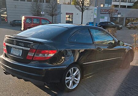 Mercedes-Benz CLC 200 KOMPRESSOR -