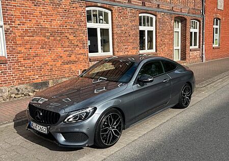 Mercedes-Benz C 220 d 4MATIC AMG Line Autom. AMG Line