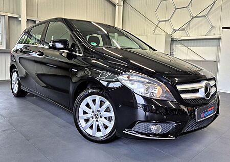 Mercedes-Benz B 180 B-Klasse|KLIMA|NAVI|SITZHEIZUNG|PDC