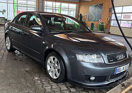 Audi A4 3.0 quattro -