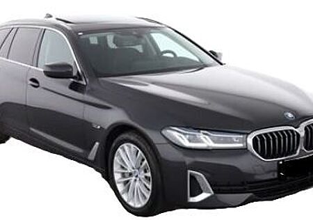 BMW 530 e T LUXURY LINE LASER,HUD,KEYLESS,AMBIEN