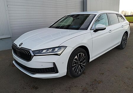 Skoda Superb 2.0 TDI DSG 4x4 Selection AHK 360 Head Up