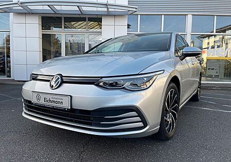 VW Golf Volkswagen VIII Life 1.5 TSI+LEDPlus+NAVI+AHK+ACC+CLIM