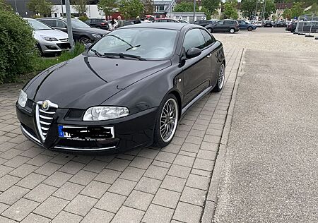 Alfa Romeo GT 1.8 TS 16V