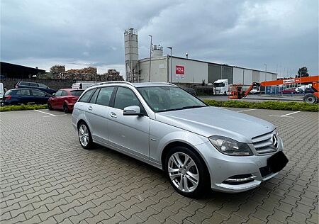 Mercedes-Benz C 180 CGI T BlueEFFICIENCY AVANTGARDE AVANTGARDE