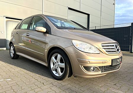 Mercedes-Benz B 200 Turbo Automatik*Bi-XONEN*SITZH*AHK*PDC*TÜV