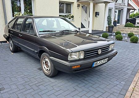 VW Passat gebraucht kaufen VW Passat Volkswagen mit Oldtimer Zulassung