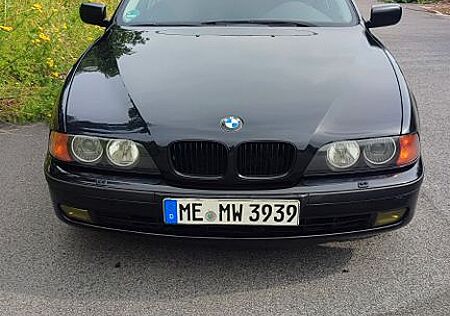 BMW 528i E39