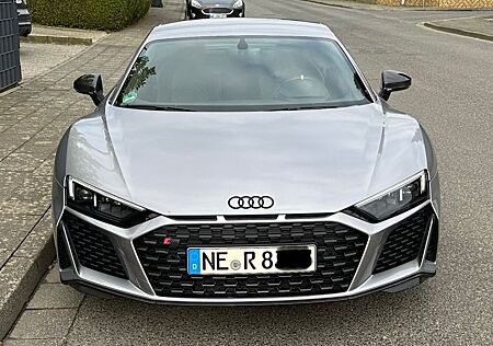 Audi R8 5.2 FSI performance 1. Hand VOLL Exclusive