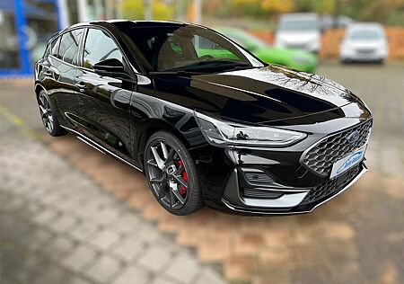 Ford Focus Lim. ST X