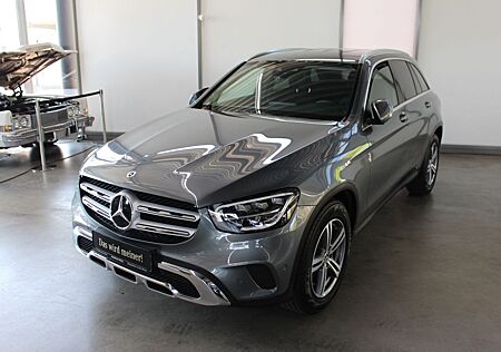 Mercedes-Benz GLC 220 d 4M AHK LED Kamera Ambiente MBUX