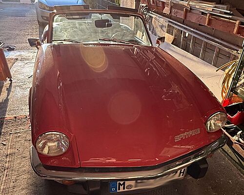 Triumph Spitfire 1500 / H Kennzeichen