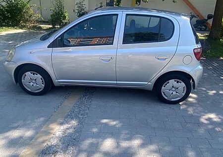 Toyota Yaris 1.3 Linea Luna linea luna