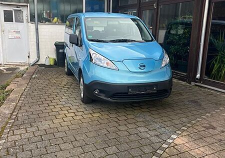 Nissan E-NV200 TEKNA 5-Sitzer mit Eigentum Batteri