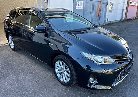 Toyota Auris Touring Sports Hybrid ExecutiveNav T-Leder
