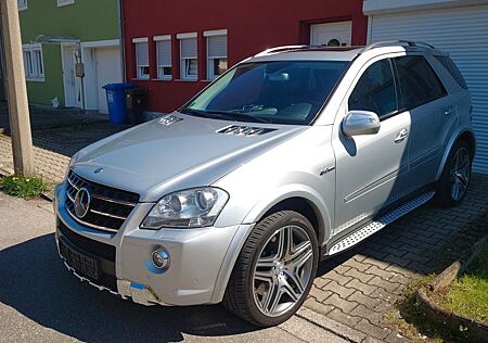 Mercedes-Benz ML 63 AMG 4MATIC AMG