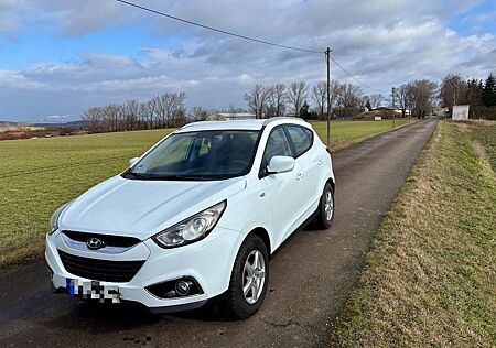 Hyundai ix35 1.7 CRDi TÜV 10/27 Klima SUV Diesel