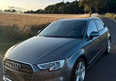 Audi A3 1.6 TDI Sportback Navi PDC