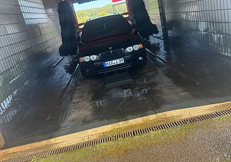 BMW 525i Touring - mit Tüv