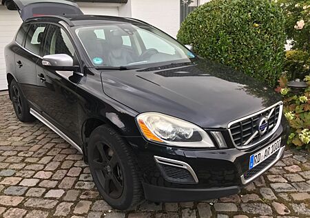 Volvo XC 60 XC60 D4 AWD Geartronic R Design R Design