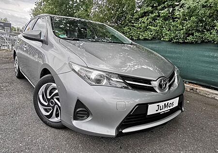 Toyota Auris Cool