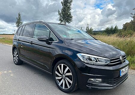 VW Touran Volkswagen 2.0 TDI SCR Highline, 7 Sitzer